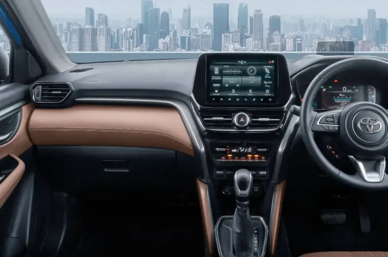 2025 Toyota Urban Cruiser Hyryder S AT STD